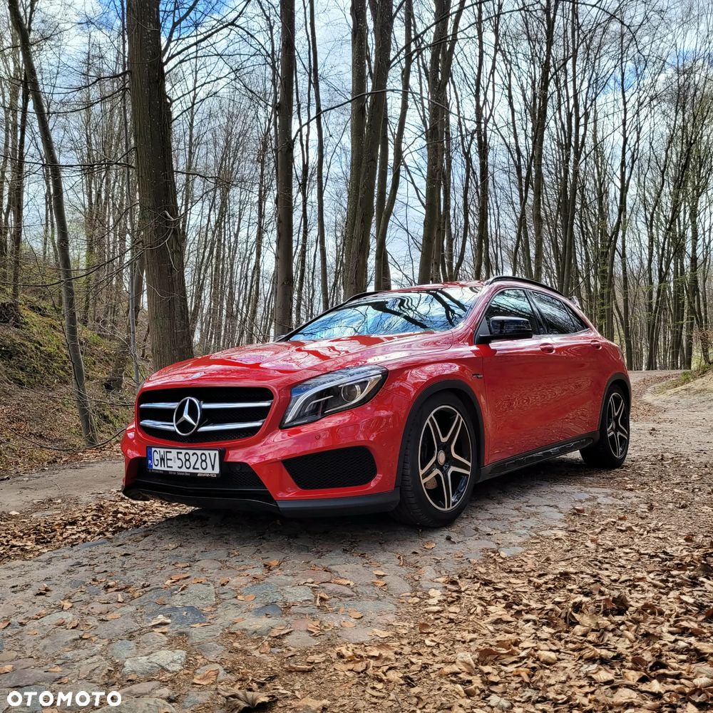 Mercedes-Benz GLA 250 4-Matic AMG Line - 1