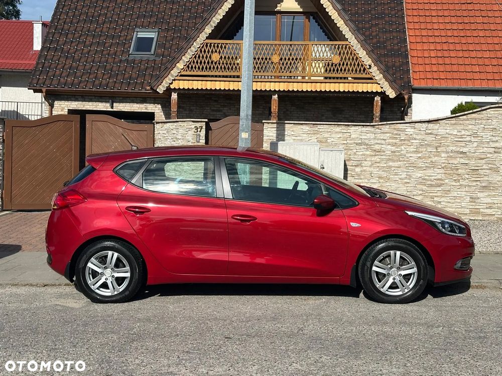 Kia Ceed - 23