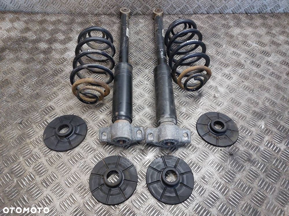 AMORTYZATORY + SPRĘŻYNY TYŁ KOMPLET OPEL ASTRA J KOMBI 90538496 - 1