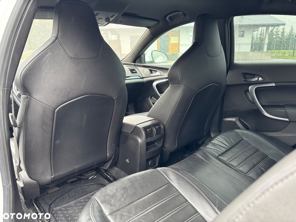 Opel Insignia - 14