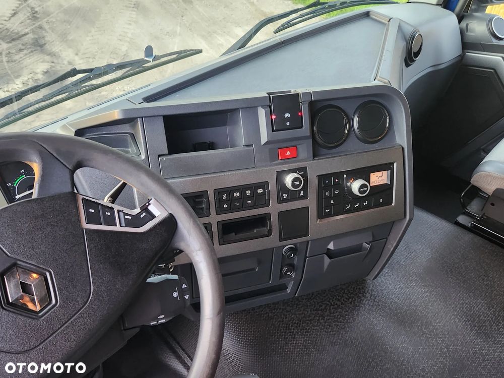Renault GAMA T430 - 3