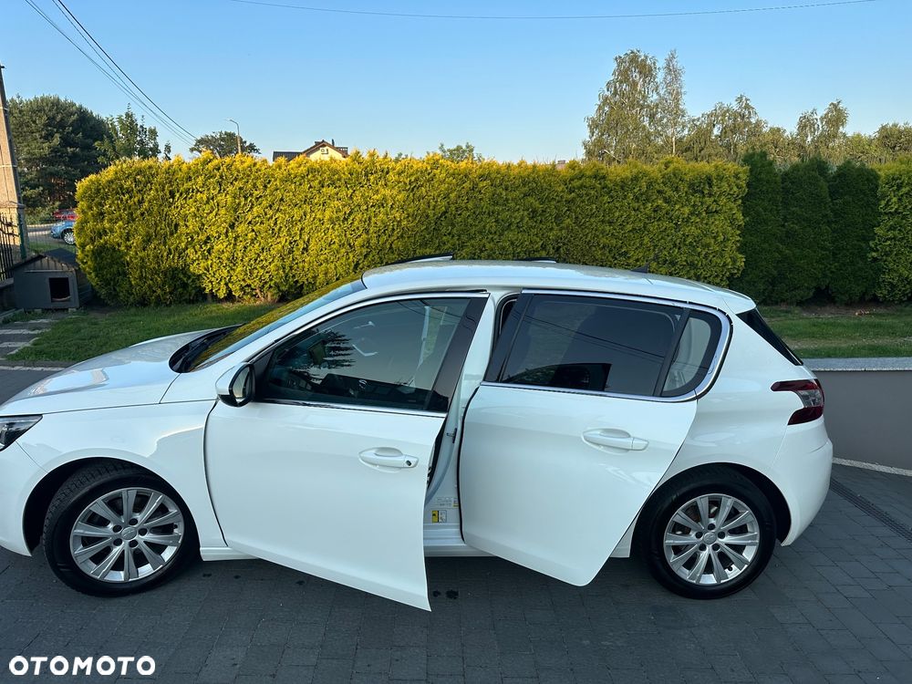 Peugeot 308 PureTech 130 Stop & Start Allure - 17