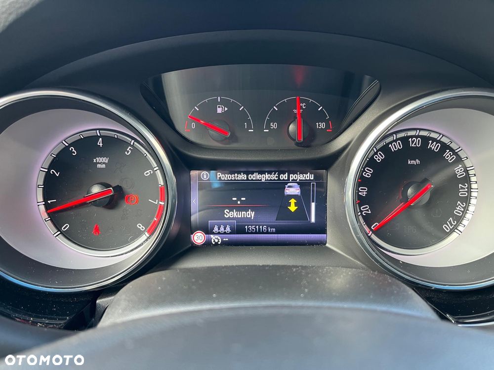 Opel Astra 1.4 Turbo Dynamic - 36