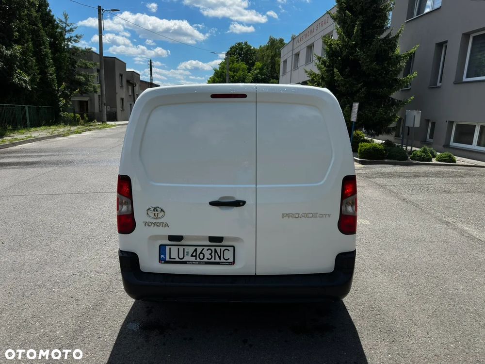 Toyota PROACE CITY LONG - 4