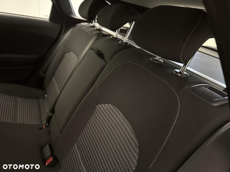 Kia Ceed 1.5 T-GDI M - 19