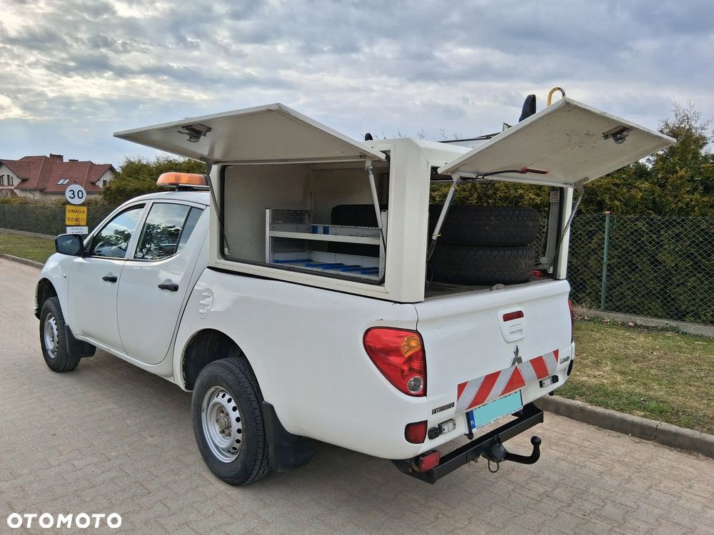 Mitsubishi L200 2.5 DID DC Intense - 17