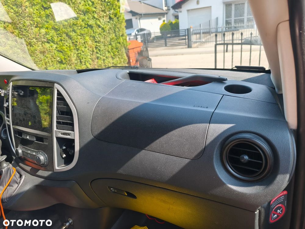 Mercedes-Benz Vito - 5