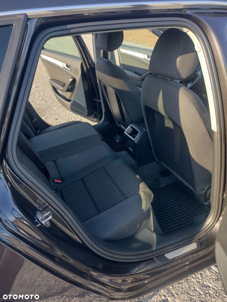 Audi A4 Avant 2.0 TDI DPF clean diesel multitronic Ambiente - 17