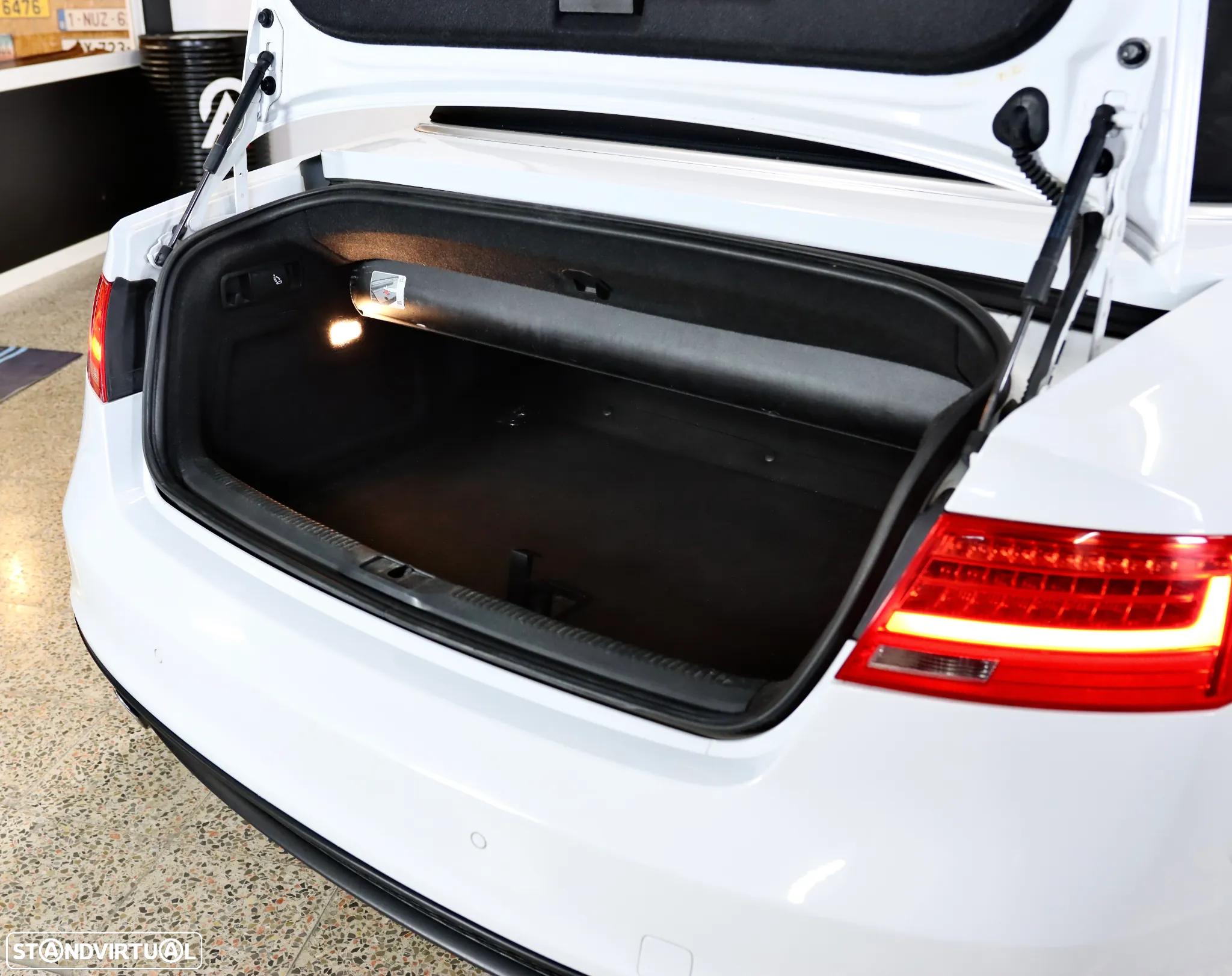 Audi A5 Cabrio 2.0 TDi S-line S tronic - 30