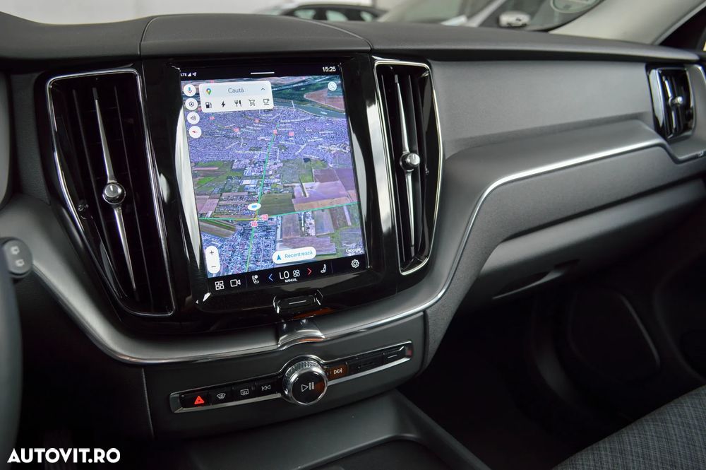 Volvo XC 60 T6 AWD Ultra Black Edition - 26