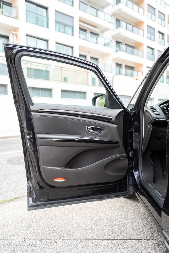Renault Espace 1.6 dCi Initiale Paris EDC - 18