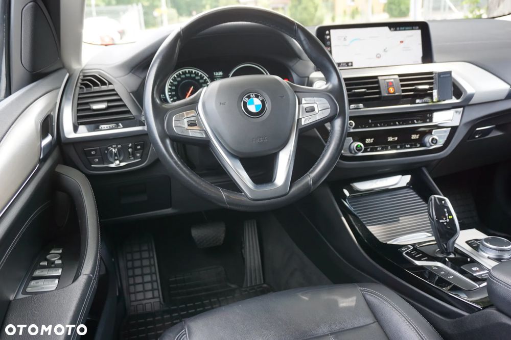 BMW X3 xDrive30d Luxury Line - 13