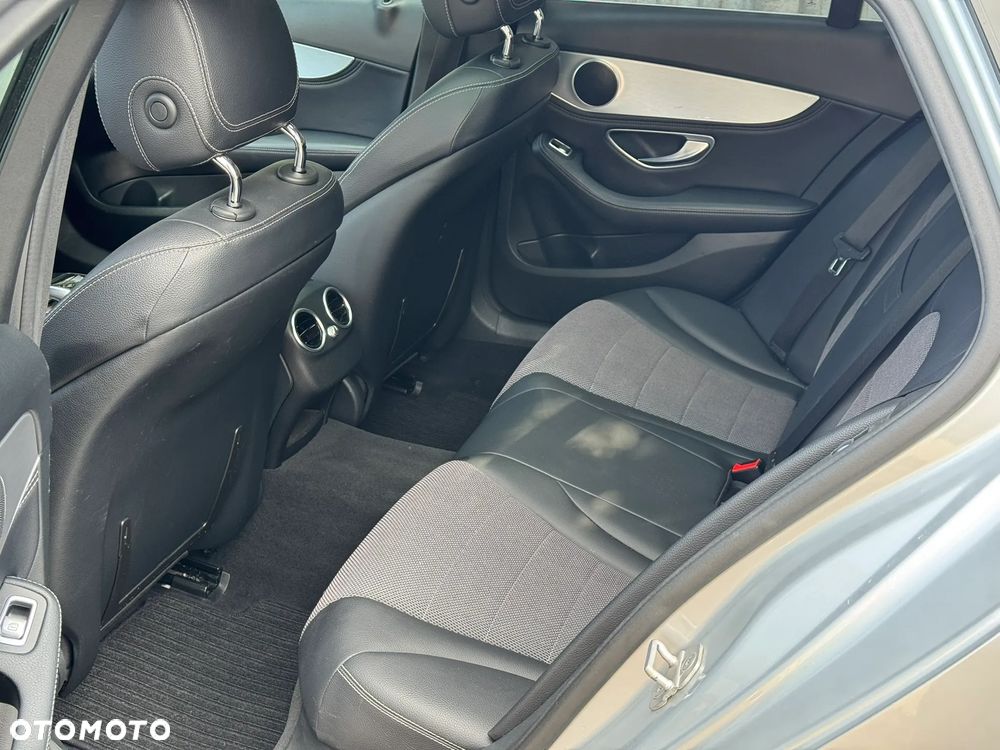 Mercedes-Benz Klasa C - 26