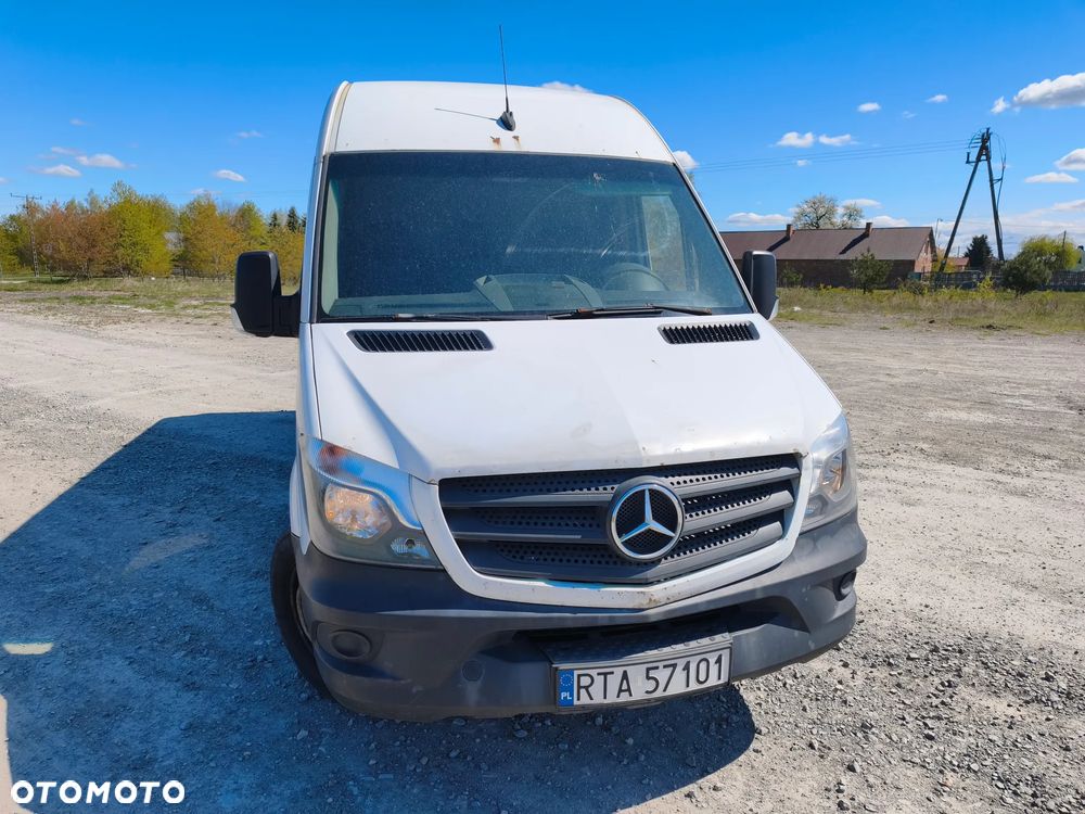 Mercedes-Benz Sprinter - 20