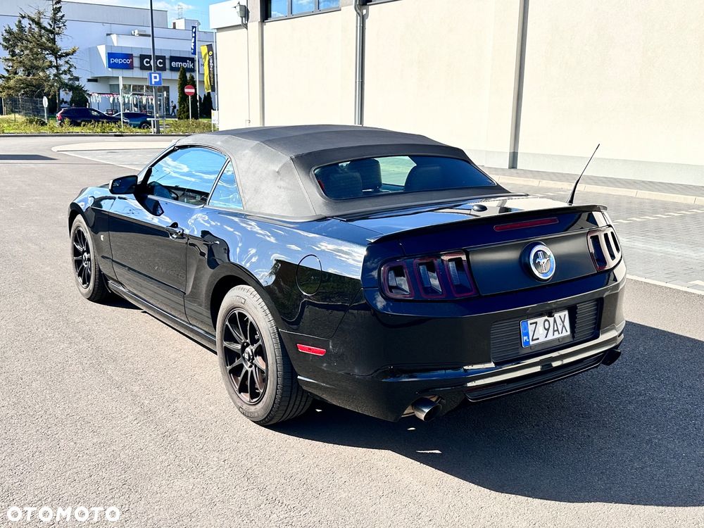 Ford Mustang 3.7 V6 - 10