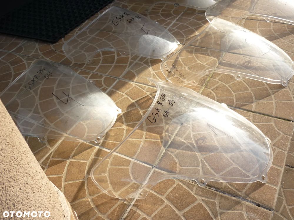 Szyba Suzuki GSX R 600-1000  K1-K3 - 9