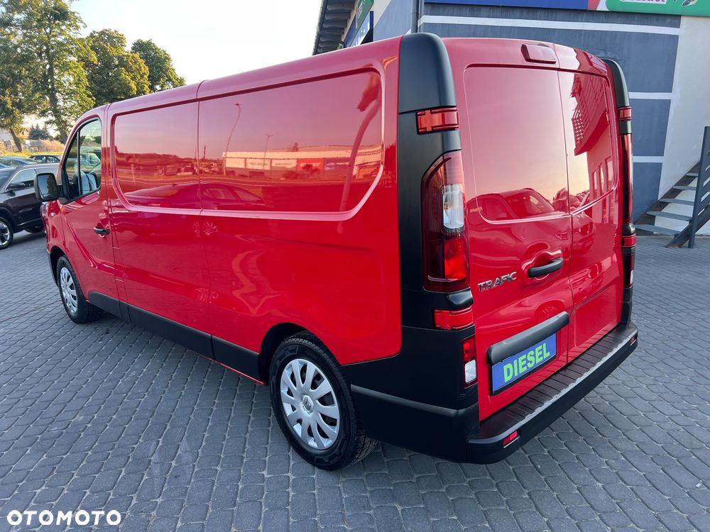 Renault Trafic - 8