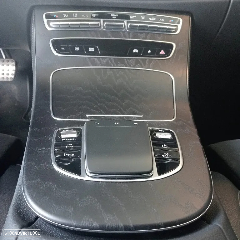 Mercedes-Benz E 300 T 9G-TRONIC AMG Line - 11