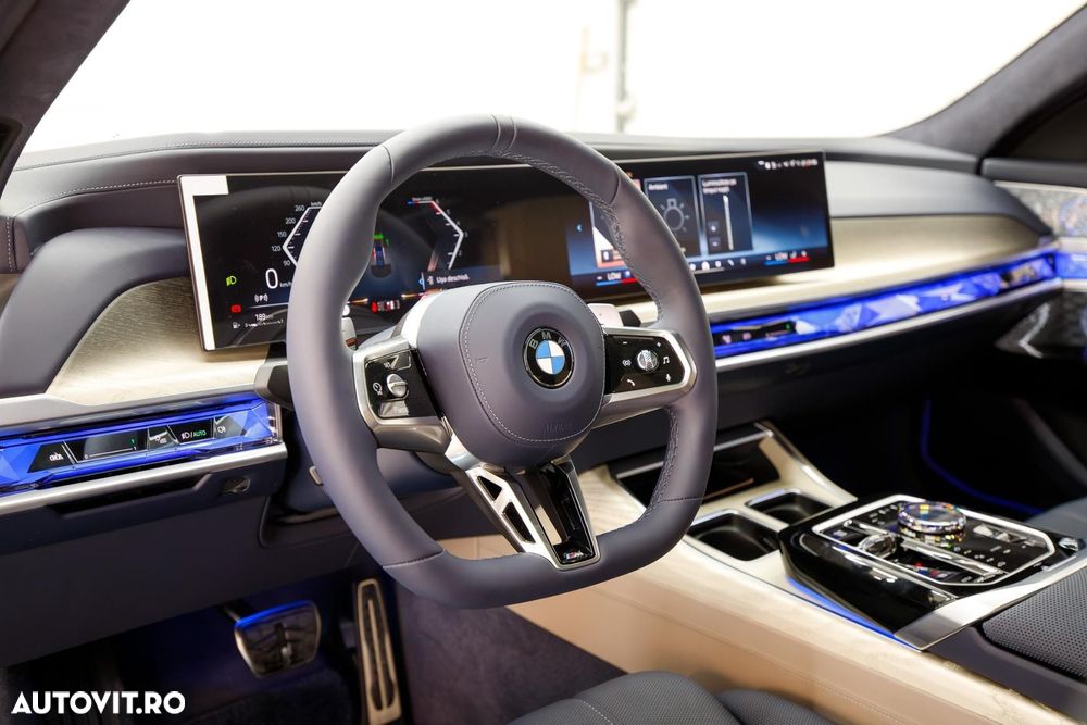 BMW Seria 7 - 24
