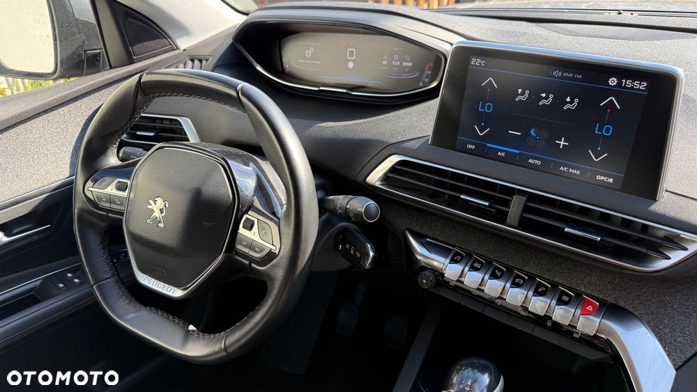 Peugeot 3008 1.2 PureTech Allure S&S - 9
