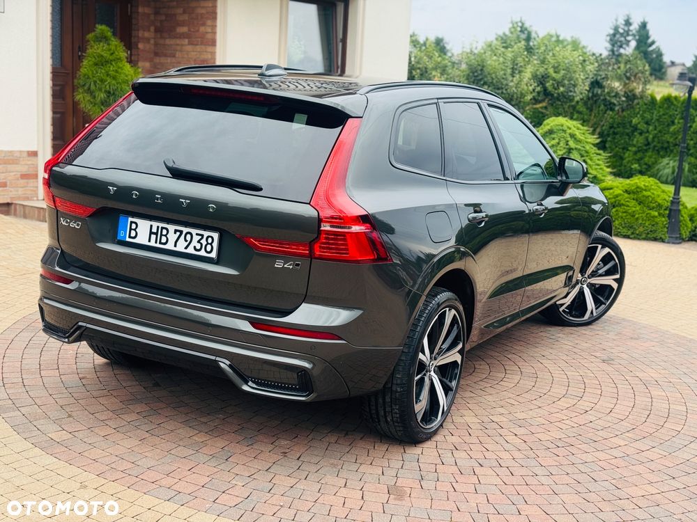 Volvo XC 60 B4 D AWD Geartronic RDesign - 2