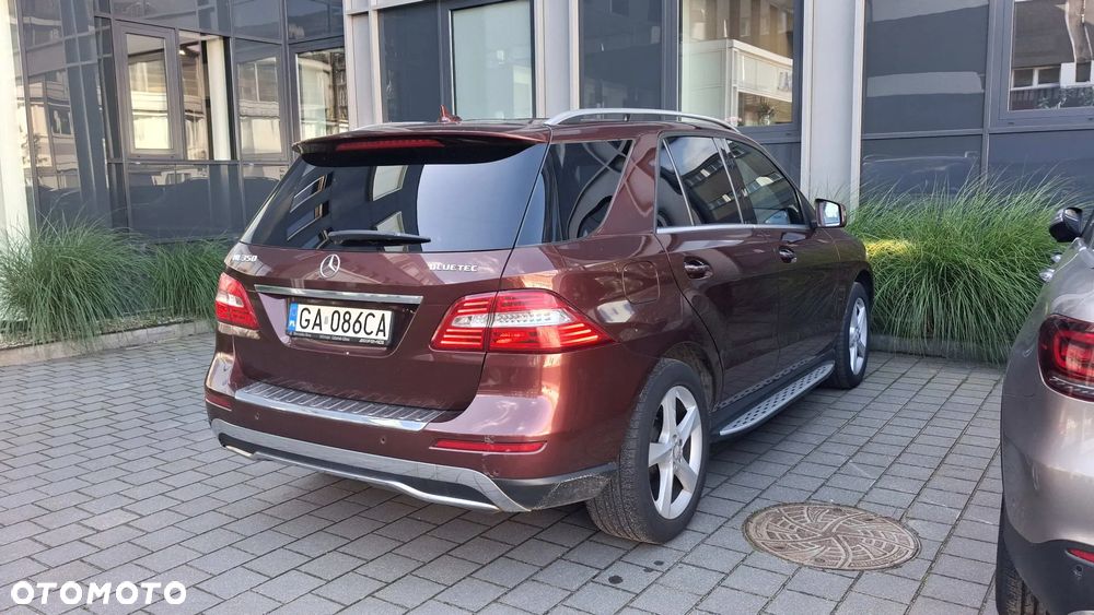 Mercedes-Benz ML 350 BlueTec 4-Matic - 3