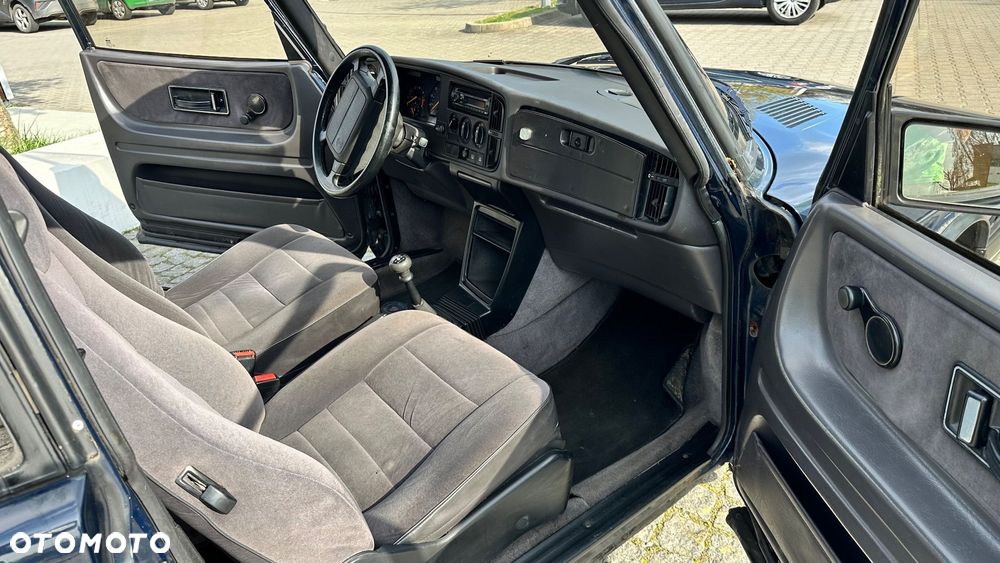 Saab 900 900i 20-16 - 20