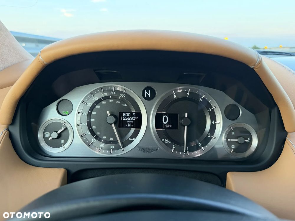 Aston Martin V8 Vantage 4,7 SportShift - 13