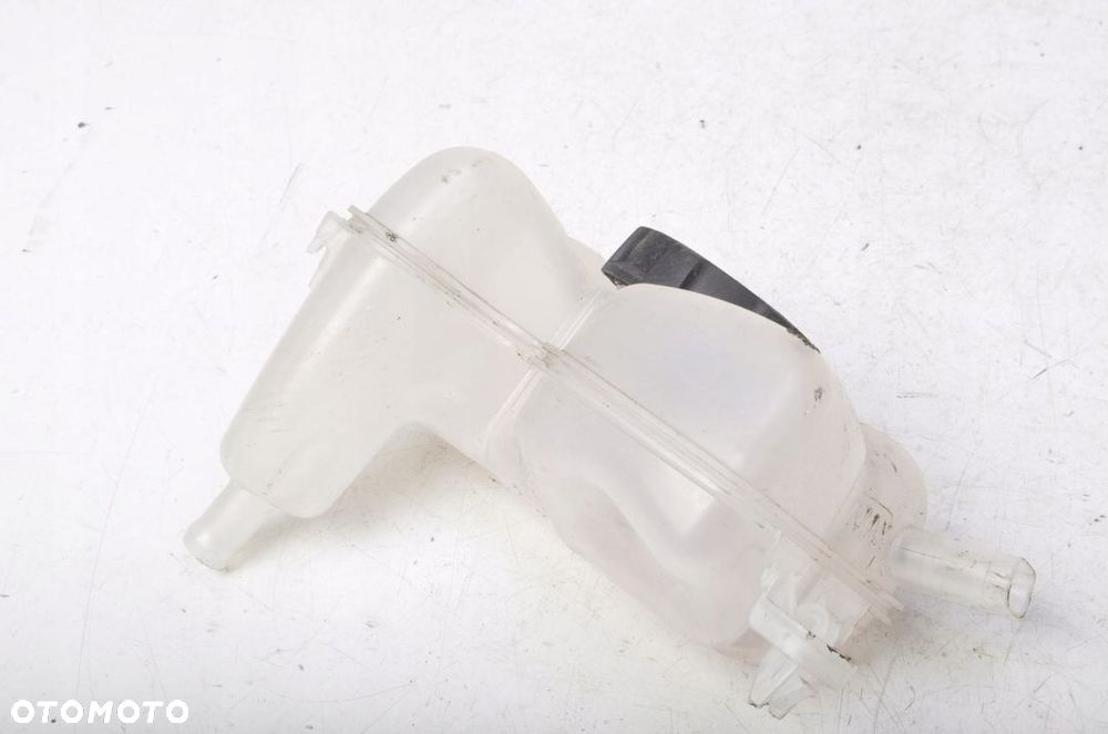 VOLVO XC90 II ZBIORNICZEK WYRÓWNAWCZY 31686041 - 2