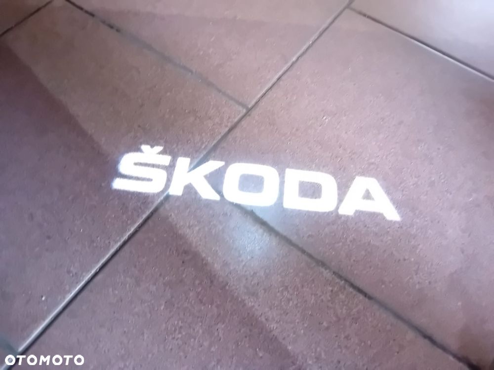 Skoda Karoq 2.0 TDI SCR Clever - 35