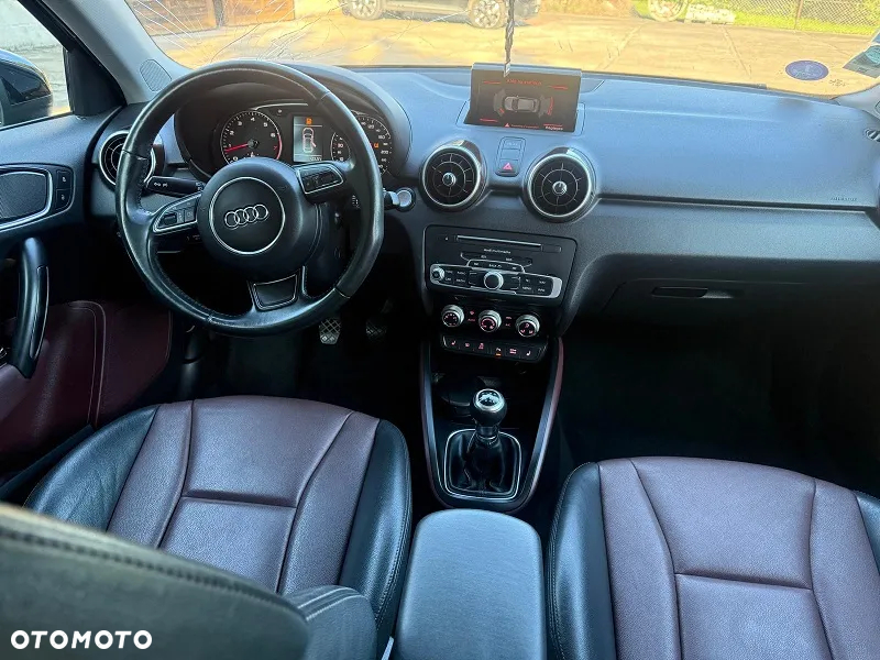 Audi A1 Sportback 1.4 TFSI Design - 17
