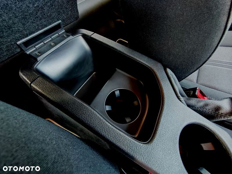 BMW X1 sDrive18i xLine - 39