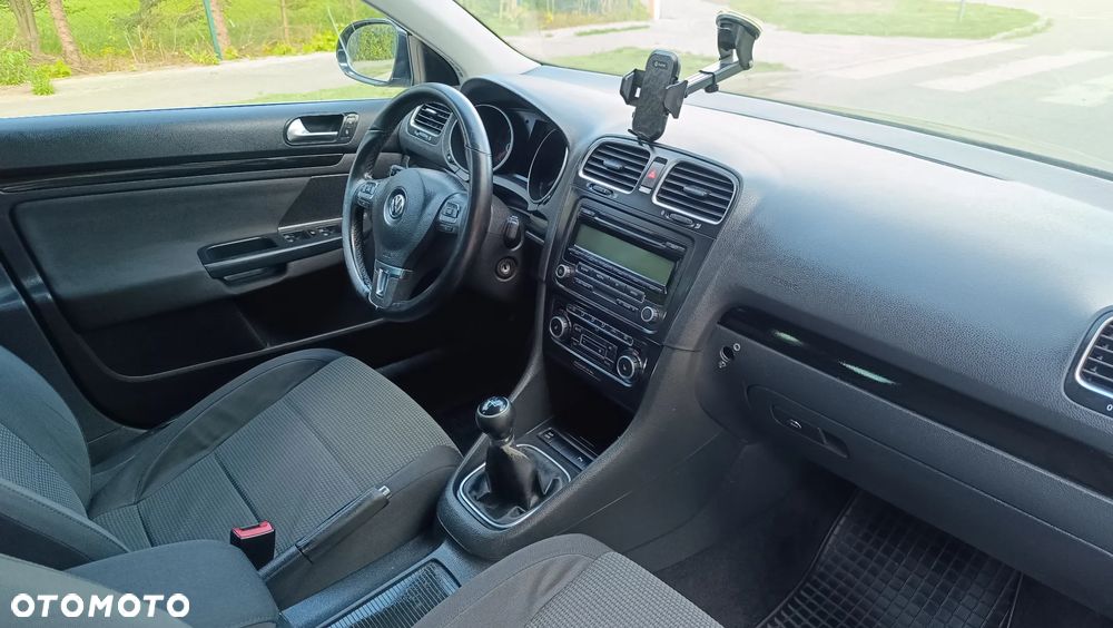 Volkswagen Golf 1.6 TDI DPF Comfortline - 14