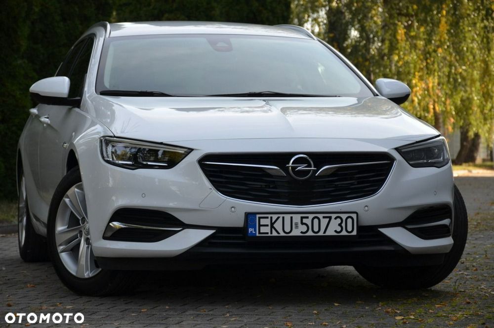 Opel Insignia - 12