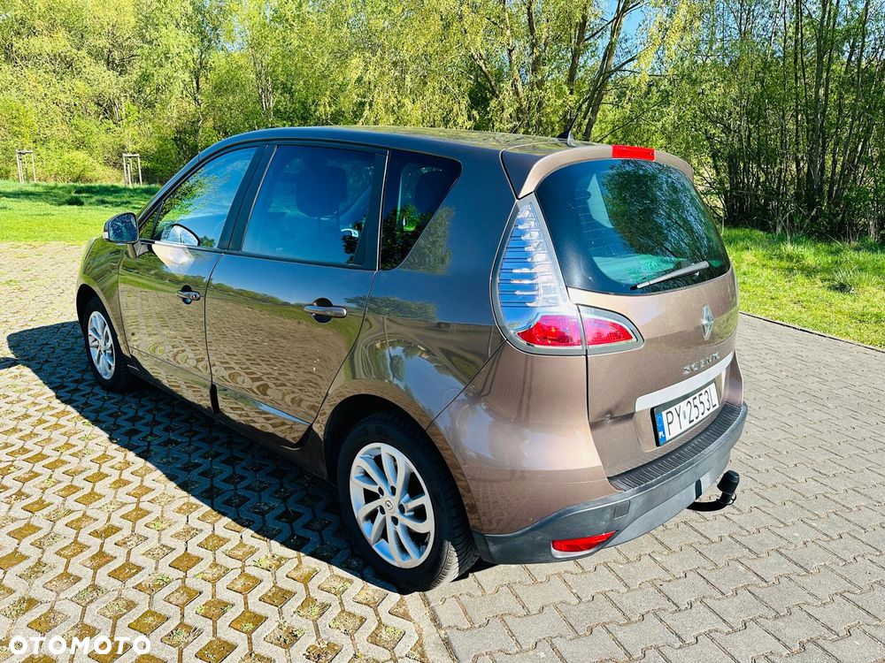 Renault Scenic 1.6 16V 110 LIMITED - 13