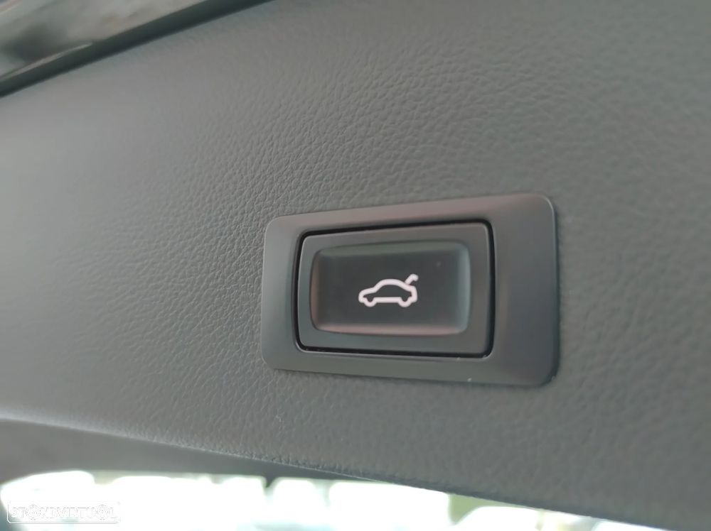 Audi A6 Avant 2.0 TDI Ultra DPF S tronic - 17