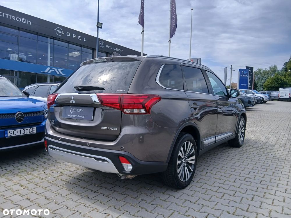 Mitsubishi Outlander 2.0 Intense Comfort 4WD CVT - 3