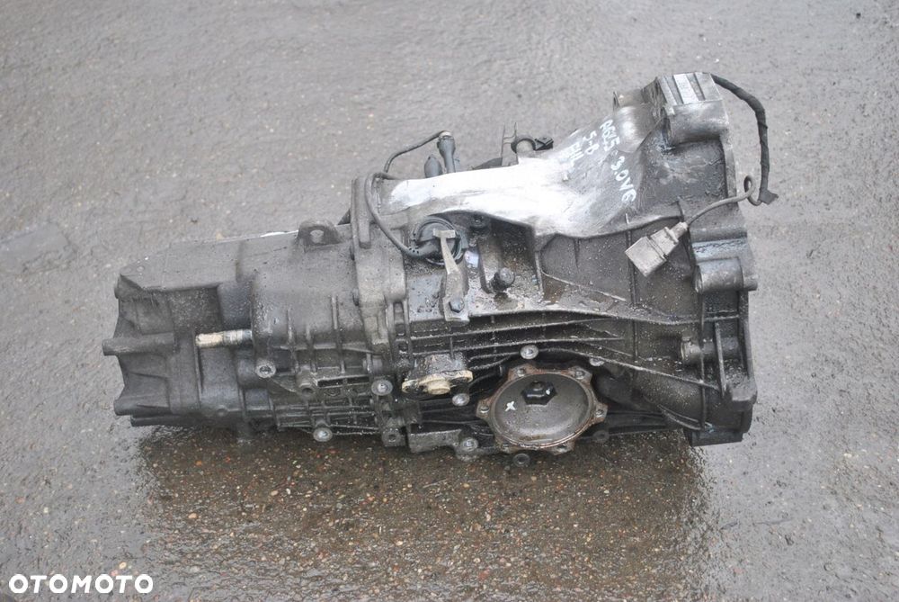 SKRZYNIA MANUALNA BIEGÓW AUDI A6C5 A6 C5 FHL 3.0 V6 5-B - 2