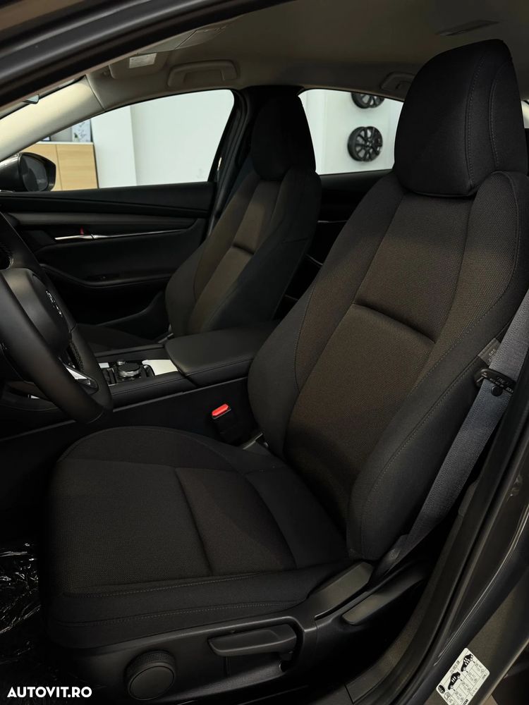 Mazda 3 e-Skyactiv X186 AT MHEV Center-Line - 19