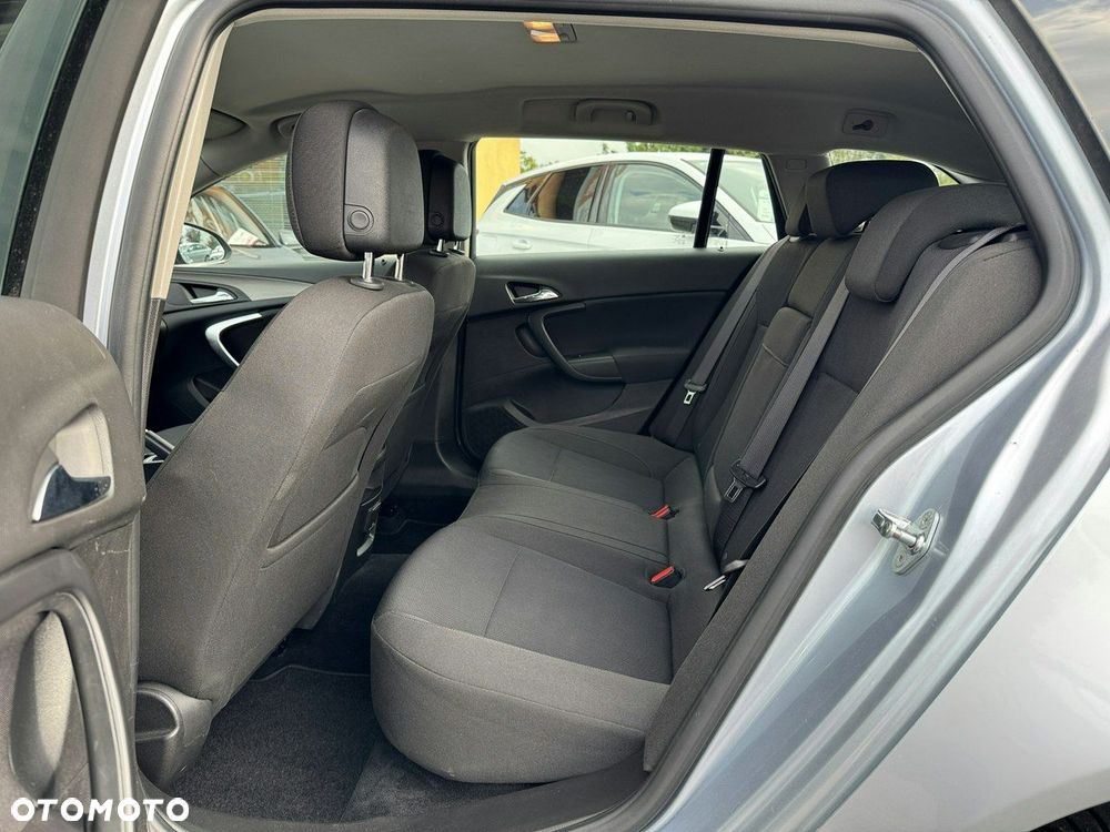 Opel Insignia - 18