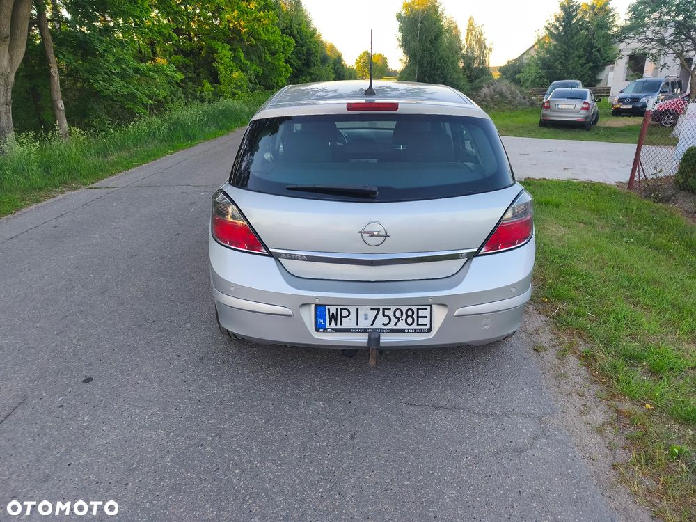 Opel Astra 1.6 Enjoy - 6