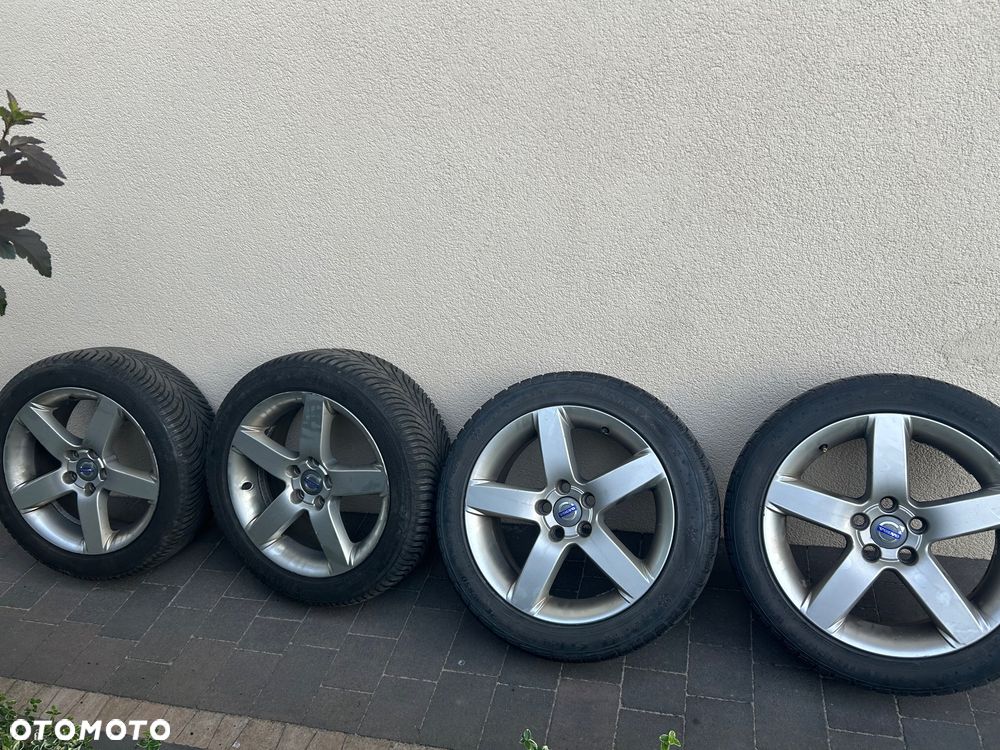 Volvo C70 2.0D Momentum - 11