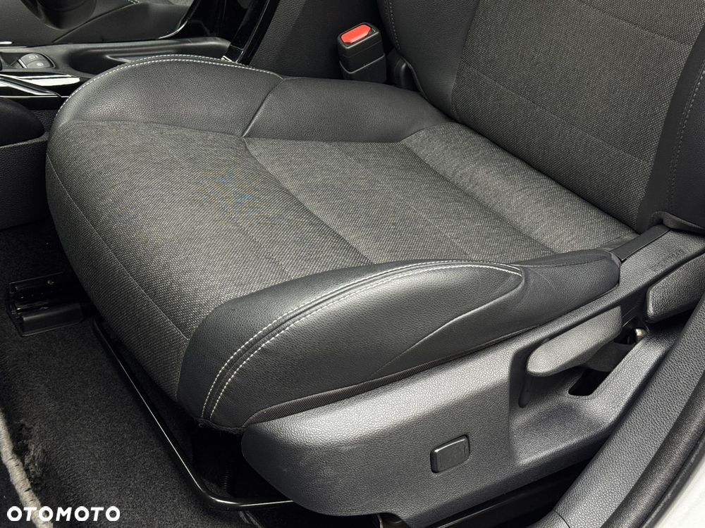 Toyota Corolla 2.0 Hybrid Style - 13