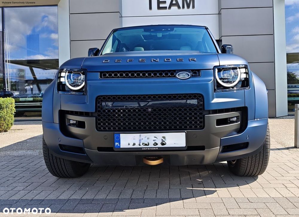 Land Rover Defender - 3