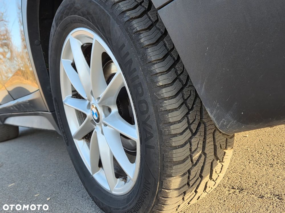 BMW X1 sDrive16d Sport Line - 32