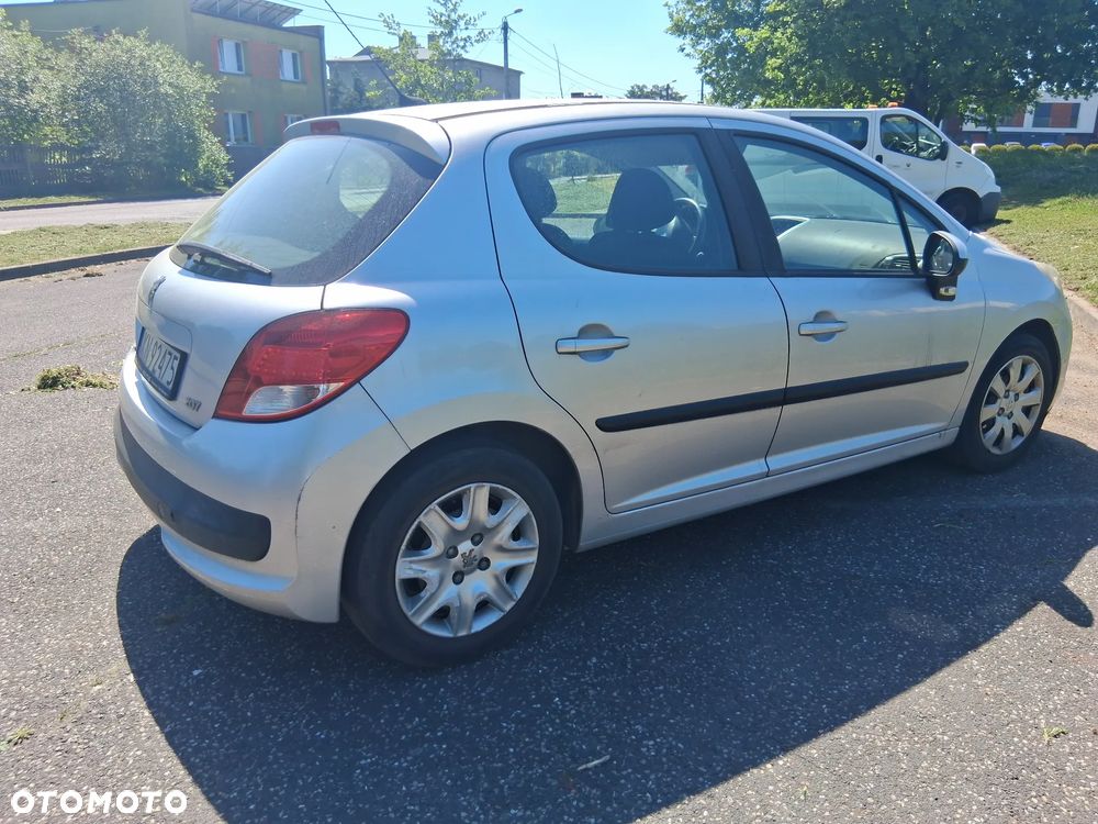 Peugeot 207 1.4 HDi Active - 11