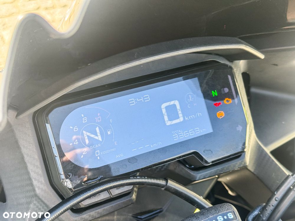 Honda CBR - 28