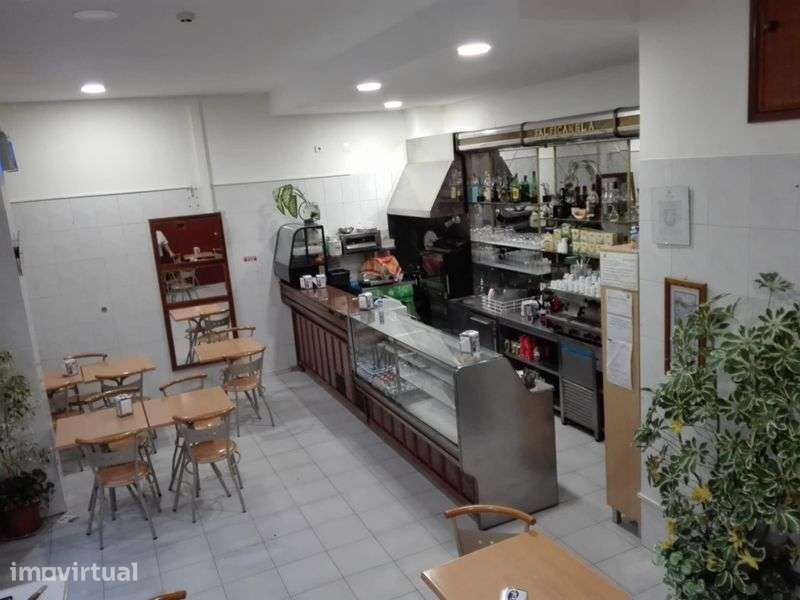Trespasse café/snack bar Agualva Cacém - Grande imagem: 2/4