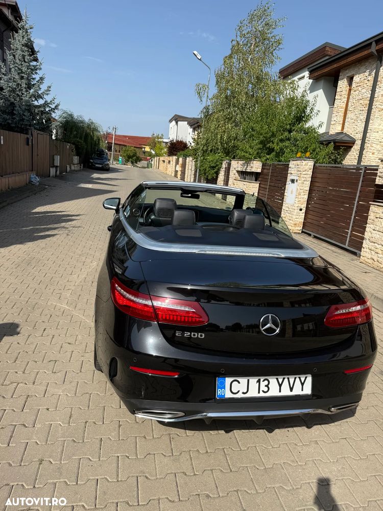 Mercedes-Benz E - 11
