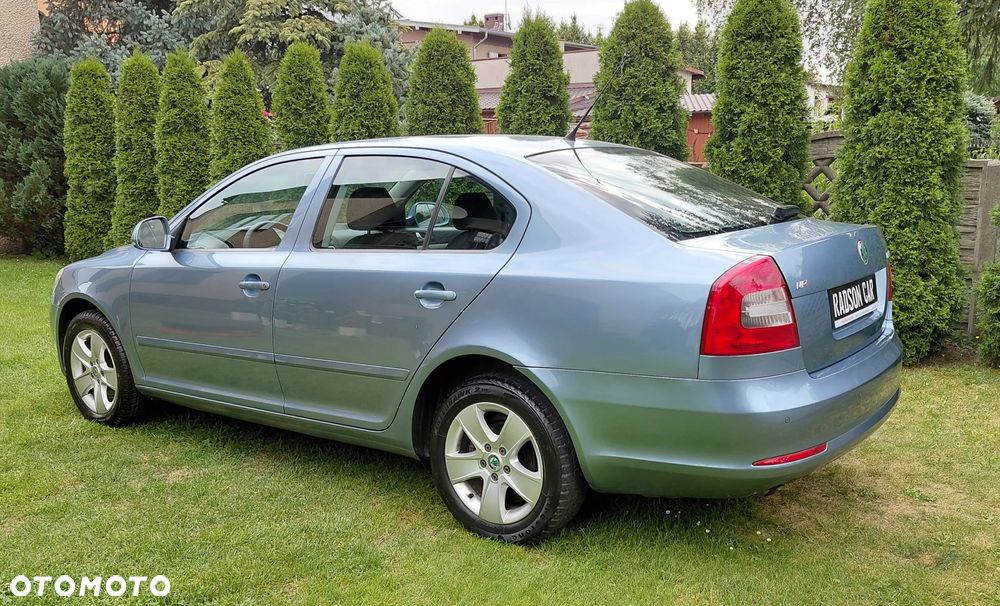 Skoda Octavia 1.6 Team Edition - 8
